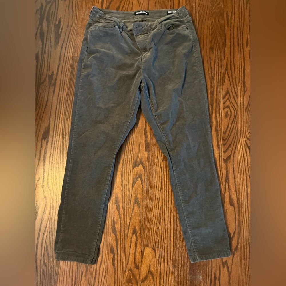 Joe Fresh Corduroy slim pants EUC